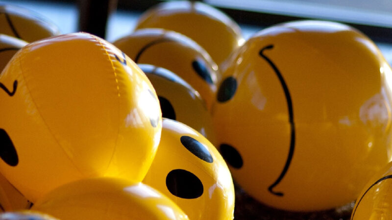 15 Key Factors Influencing Customer Satisfaction