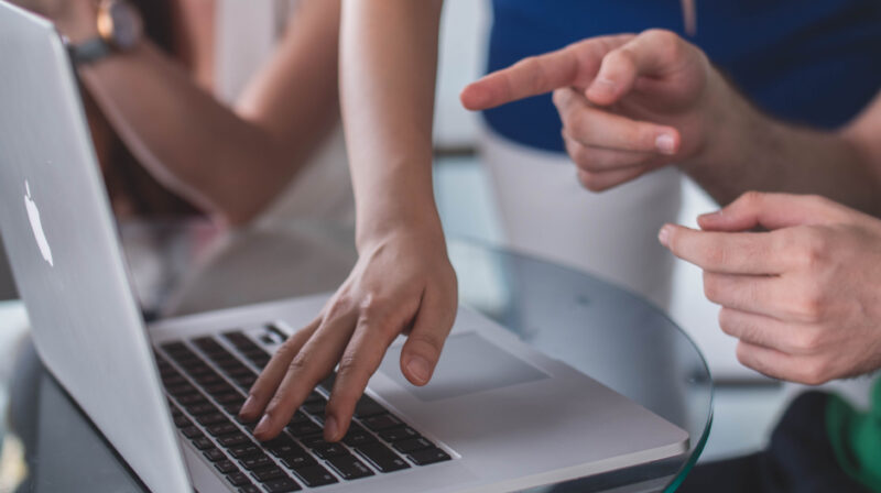 The ultimate guide to choosing an ecommerce product finder for your store